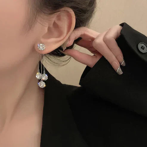 Tertia Honoria Earrings