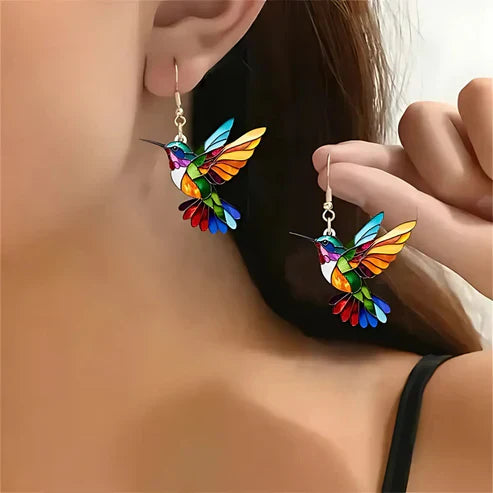 Beautiful Hummingbird Necklace with Bonus Earrings